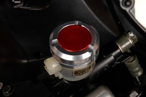 Tapón del depósito freno trasero / embrague DUCATI - UNIK By Avdb Tapón del depósito freno trasero / embrague DUCATI - UNIK By Avdb