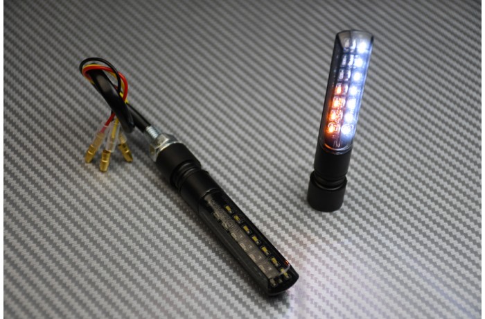 Indicatori anteriori a LED bi-funzione Luce di posizione diurna e frecce sequenziali Indicatori anteriori a LED bi-funzione Luce di posizione diurna e frecce sequenziali