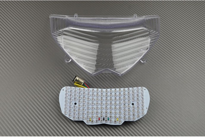 Fanale posteriore indicatori di direzione integrato SUZUKI GSF Bandit / GSX-F 650 / 1250 2006 - 2016 Fanale posteriore indicatori di direzione integrato SUZUKI GSF Bandit / GSX-F 650 / 1250 2006 - 2016