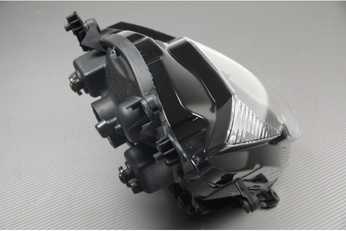 Vorder-Scheinwerfer SUZUKI GSXR 1000 / GSXF 650 / 1250 2005 - 2016 Vorder-Scheinwerfer SUZUKI GSXR 1000 / GSXF 650 / 1250 2005 - 2016