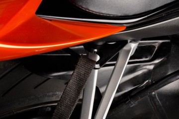 Smart platines - Fixations sangles SUZUKI GSXR 600 / 750 2011 - 2017 Smart platines - Fixations sangles SUZUKI GSXR 600 / 750 2011 - 2017