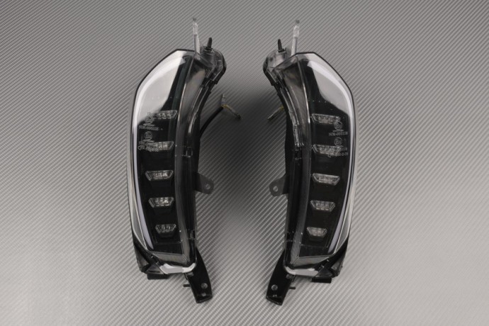 Set luce stop + indicatore di direzione anteriore e posteriore bi-funzione YAMAHA TMAX 530 2017 - 2019 Set luce stop + indicatore di direzione anteriore e posteriore bi-funzione YAMAHA TMAX 530 2017 - 2019