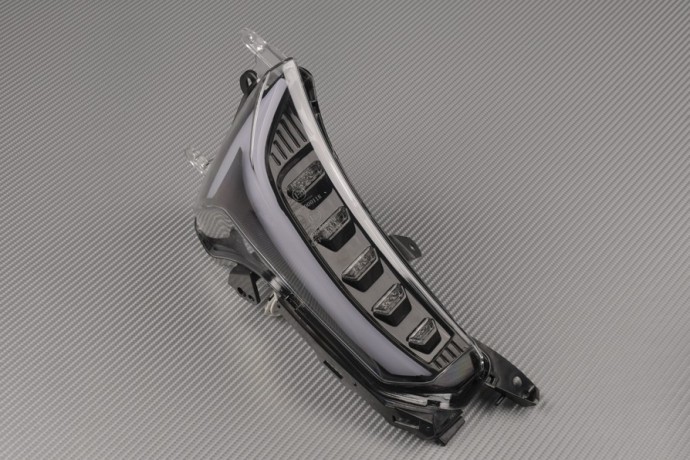 Set luce stop + indicatore di direzione anteriore e posteriore bi-funzione YAMAHA TMAX 530 2017 - 2019 Set luce stop + indicatore di direzione anteriore e posteriore bi-funzione YAMAHA TMAX 530 2017 - 2019