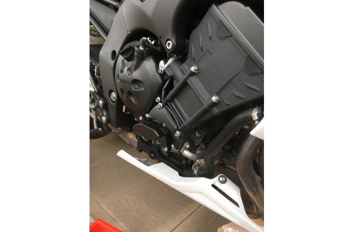 COPERCHIO CARTER MOTORE YAMAHA FZ1 / FZ8 / FAZER 800 / 1000 2006 - 2015 COPERCHIO CARTER MOTORE YAMAHA FZ1 / FZ8 / FAZER 800 / 1000 2006 - 2015