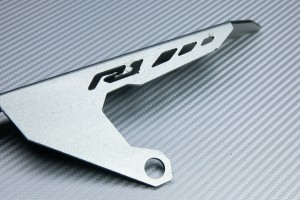Guide Chaîne en alu anodisé YAMAHA YZF R1 / R1M 2015 - 2023 Guide Chaîne en alu anodisé YAMAHA YZF R1 / R1M 2015 - 2023