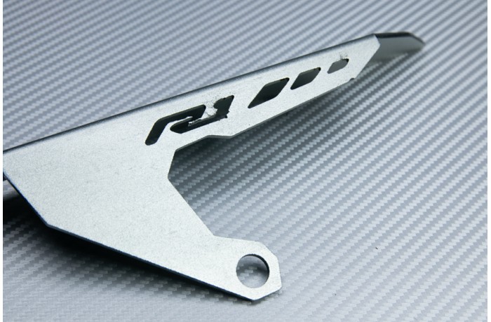 Guide Chaîne en alu anodisé YAMAHA YZF R1 / R1M 2015 - 2023 Guide Chaîne en alu anodisé YAMAHA YZF R1 / R1M 2015 - 2023
