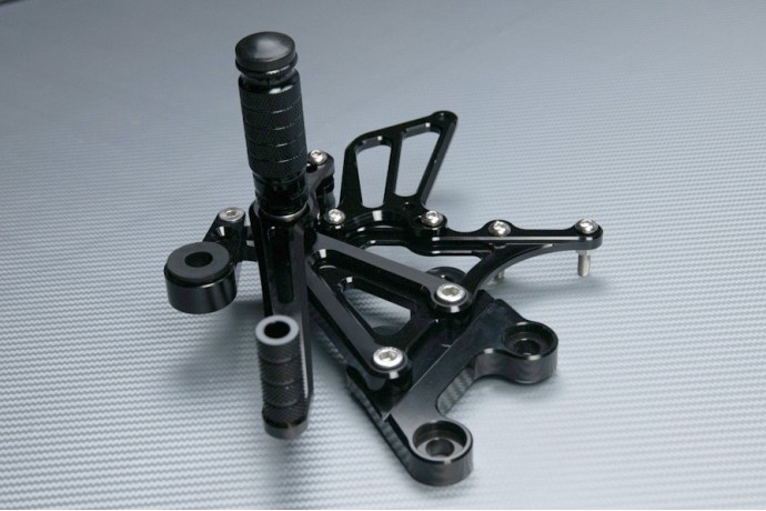 Fussrastenanlage YAMAHA YZF R125 2009 - 2013