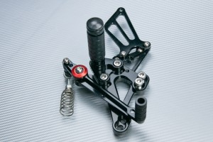 Estriberas retrasadas regulables HONDA CB650R / CBR 650 R 2019 - 2024 Estriberas retrasadas regulables HONDA CB650R / CBR 650 R 2019 - 2024