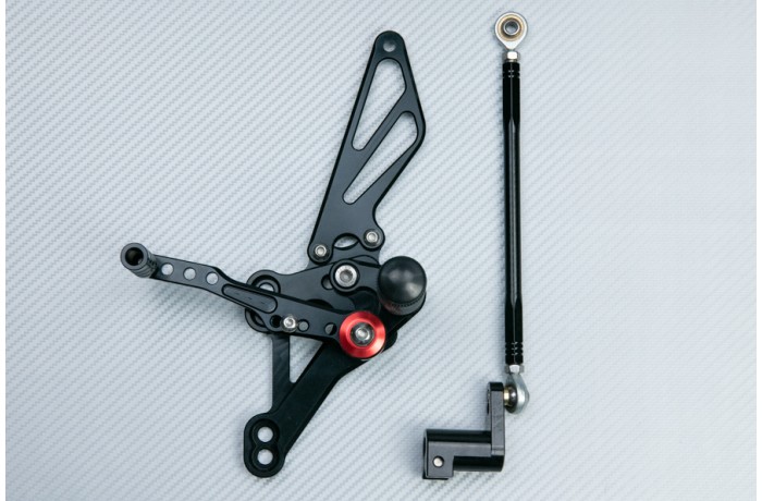 Estriberas retrasadas regulables HONDA CB650R / CBR 650 R 2019 - 2024 Estriberas retrasadas regulables HONDA CB650R / CBR 650 R 2019 - 2024