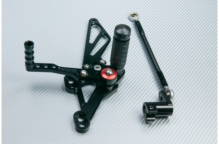 Estriberas retrasadas regulables HONDA CB650R / CBR 650 R 2019 - 2024 Estriberas retrasadas regulables HONDA CB650R / CBR 650 R 2019 - 2024