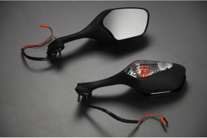 Pair of Aftermarket Rearview Mirrors with Integrated Turn Signals for Honda CBR 1000 RR 2008 - 2016 & VFR 800 / 1200 Pair of Aftermarket Rearview Mirrors with Integrated Turn Signals for Honda CBR 1000 RR 2008 - 2016 & VFR 800 / 1200