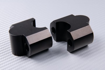 Rehausse pontets / guidon spécifique KAWASAKI VERSYS 650 2015 - 2022 Rehausse pontets / guidon spécifique KAWASAKI VERSYS 650 2015 - 2022