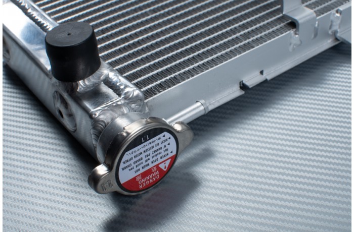 Radiador HONDA HORNET 600 / S 1998 - 2006 Radiador HONDA HORNET 600 / S 1998 - 2006