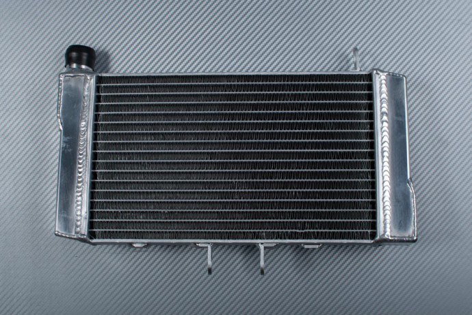 Radiator HONDA DEAUVILLE NTV 650 1998 - 2005 Radiator HONDA DEAUVILLE NTV 650 1998 - 2005