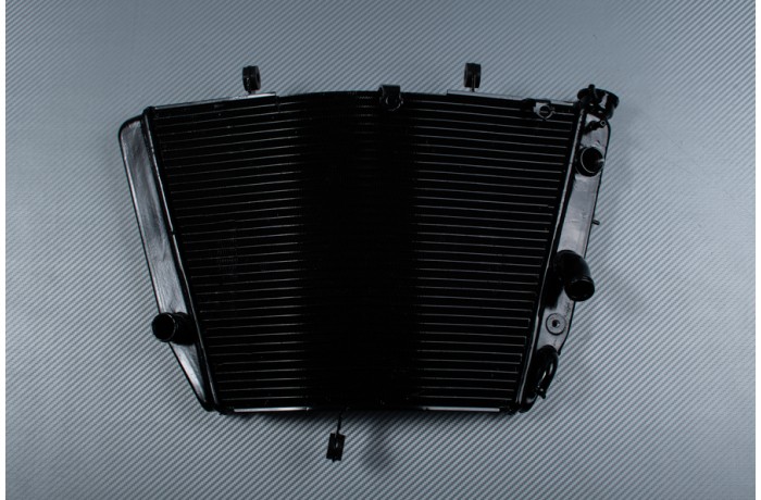 Radiateur SUZUKI GSXR 750 2004 - 2005 Radiateur SUZUKI GSXR 750 2004 - 2005