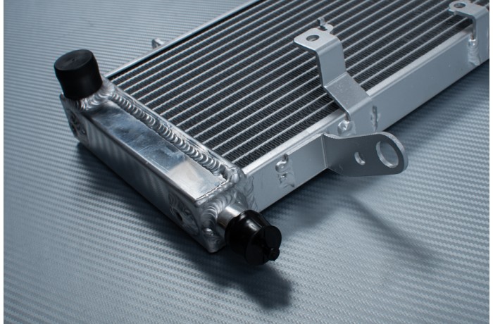 Radiator SUZUKI SV 1000 S / SVS 1000 2003 - 2010 Radiator SUZUKI SV 1000 S / SVS 1000 2003 - 2010