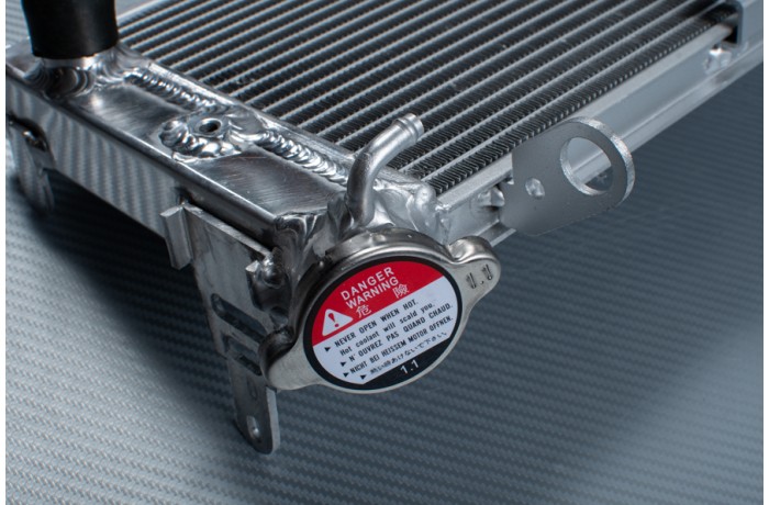 Radiator SUZUKI GLADIUS 650 SFV 2009 - 2017