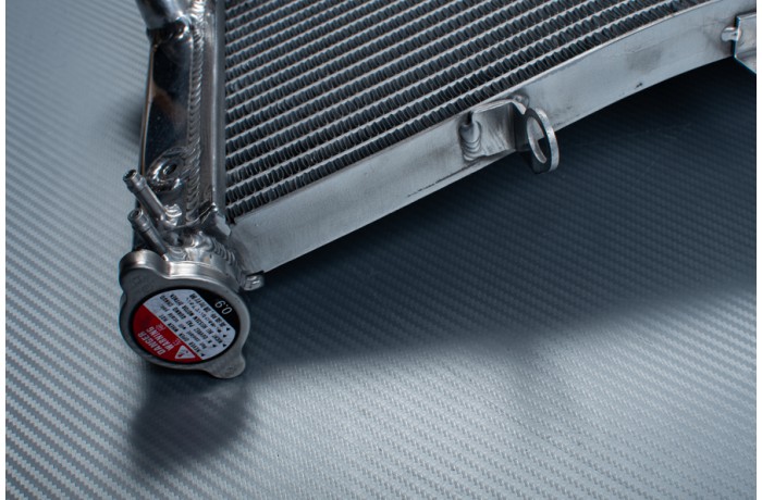Radiateur SUZUKI GSXR 1000 2007 - 2008 Radiateur SUZUKI GSXR 1000 2007 - 2008