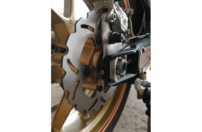 Rear wave solid brake disc 240 mm DUCATI 749 999 DESMOSEDICI 1000 Rear wave solid brake disc 240 mm DUCATI 749 999 DESMOSEDICI 1000