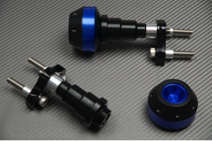 Pair of Frame Sliders / Crash Pads for SUZUKI VSTROM 650 2003 - 2016