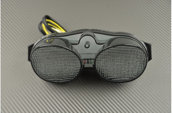 Fanale posteriore indicatori di direzione integrato YAMAHA YZF R6 / XJR 1300 2001 - 2014 Fanale posteriore indicatori di direzione integrato YAMAHA YZF R6 / XJR 1300 2001 - 2014