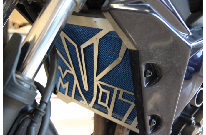 Grille de Radiateur YAMAHA MT07 / TRACER 700 2014 - 2024 Grille de Radiateur YAMAHA MT07 / TRACER 700 2014 - 2024