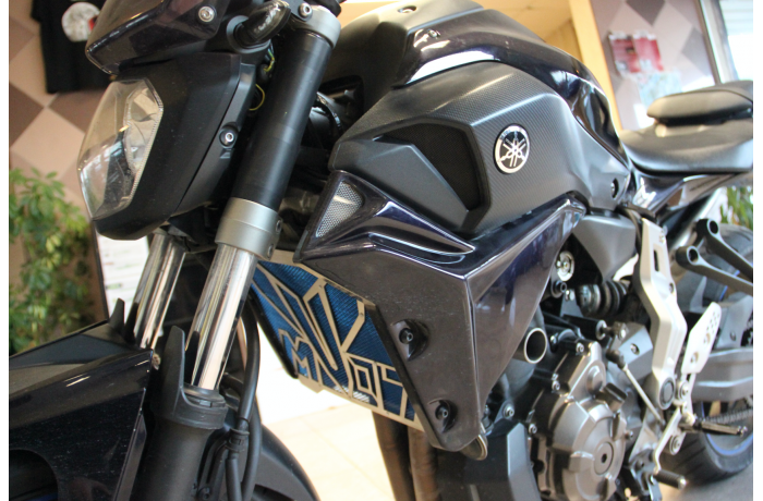 Grille de Radiateur YAMAHA MT07 / TRACER 700 2014 - 2024 Grille de Radiateur YAMAHA MT07 / TRACER 700 2014 - 2024