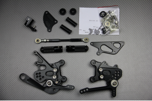 Estriberas retrasadas regulables APRILIA RSV4 / Tuono V4 1000 / 1100 2009 - 2020