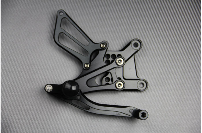 Platines Commandes Reculées HONDA CBR 600 F / FS / FI / F4I 1999 - 2007 Platines Commandes Reculées HONDA CBR 600 F / FS / FI / F4I 1999 - 2007
