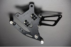 Platines Commandes Reculées HONDA CBR 600 F / FS / FI / F4I 1999 - 2007 Platines Commandes Reculées HONDA CBR 600 F / FS / FI / F4I 1999 - 2007