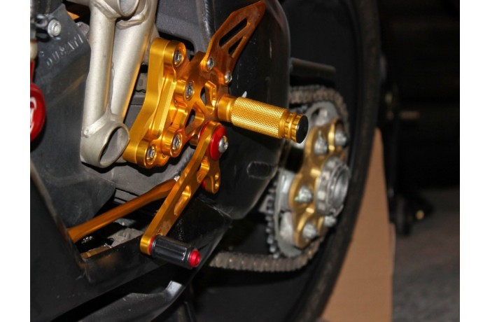 Estriberas retrasadas regulables DUCATI 749 / 999 2003 - 2006