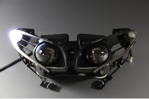 Vorder-Scheinwerfer YAMAHA YZF R1 CROSSPLANE 2012 - 2014 Vorder-Scheinwerfer YAMAHA YZF R1 CROSSPLANE 2012 - 2014