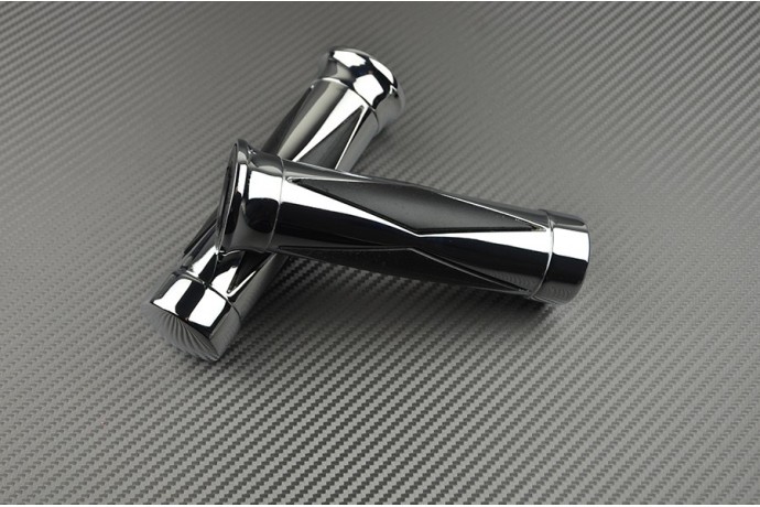 Pareja de puños de aluminio y cuero Pareja de puños de aluminio y cuero