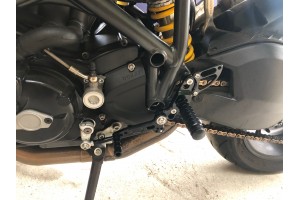 Platines Commandes Reculées DUCATI 848 / 1098 / 1198 2007 - 2012 Platines Commandes Reculées DUCATI 848 / 1098 / 1198 2007 - 2012