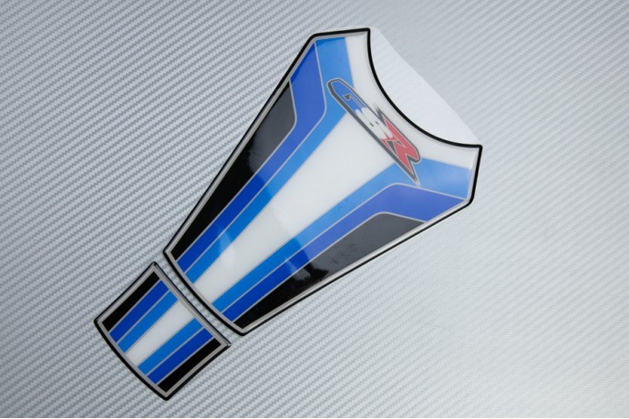 Protección adhesiva del depósito SUZUKI GSR - Diseño 1