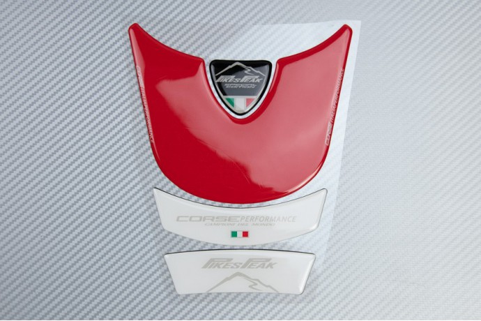 Protección adhesiva del depósito - Modelo CORSE Protección adhesiva del depósito - Modelo CORSE