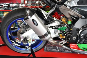 Manguito de conexión en Y / Y Pipe con decatalizador BMW S1000R 2014 - 2016 Manguito de conexión en Y / Y Pipe con decatalizador BMW S1000R 2014 - 2016