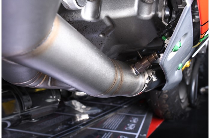 Tube intermédiaire / Y Pipe pour échappement SUZUKI GSR 600 2006 - 2011 Tube intermédiaire / Y Pipe pour échappement SUZUKI GSR 600 2006 - 2011