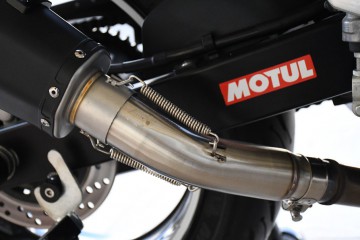 Tube intermédiaire / Mid Pipe pour échappement SUZUKI GSXR 600 / 750 2011 - 2017 Tube intermédiaire / Mid Pipe pour échappement SUZUKI GSXR 600 / 750 2011 - 2017