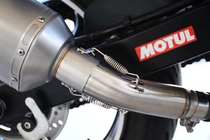 Tube intermédiaire / Mid Pipe pour échappement HONDA CB CBR 500 R / X / F 2016 - 2018