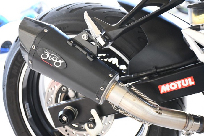 Tube intermédiaire / Mid Pipe pour échappement DUCATI Diavel 1200 2010 - 2018