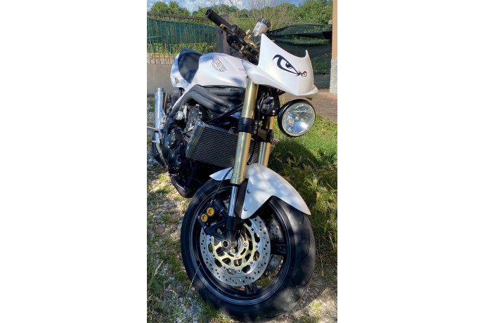 Radiateur TRIUMPH SPEED TRIPLE 1050 2004 - 2010 Radiateur TRIUMPH SPEED TRIPLE 1050 2004 - 2010