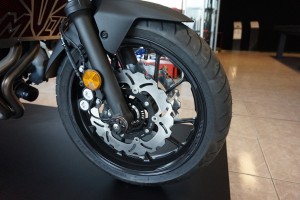 Par de discos wave delantero 282 mm Yamaha MT07 / TRACER / XSR / TENERE 700 2014 - 2021 Par de discos wave delantero 282 mm Yamaha MT07 / TRACER / XSR / TENERE 700 2014 - 2021