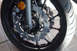 Par de discos wave delantero 282 mm Yamaha MT07 / TRACER / XSR / TENERE 700 2014 - 2021 Par de discos wave delantero 282 mm Yamaha MT07 / TRACER / XSR / TENERE 700 2014 - 2021