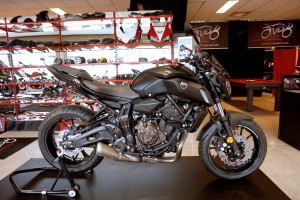 Disque Arrière Wave 245 mm YAMAHA MT07 / MT09 / XSR / TRACER 700 900 Disque Arrière Wave 245 mm YAMAHA MT07 / MT09 / XSR / TRACER 700 900