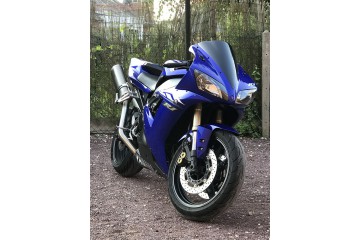 Polycarbonat-Windschutzscheibe YAMAHA YZF R1 2002 - 2003 Polycarbonat-Windschutzscheibe YAMAHA YZF R1 2002 - 2003