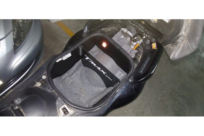 Compartment Partition YAMAHA TMAX 530 2012 - 2016