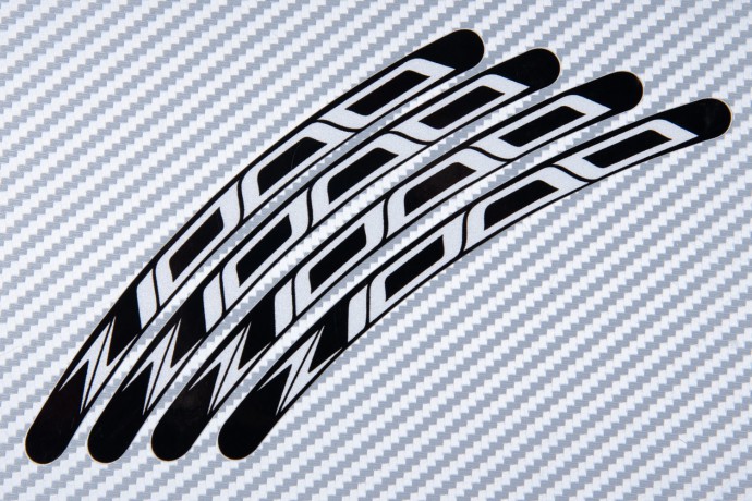 Motorrad Felgenrandaufkleber KAWASAKI - Logo Z1000 Motorrad Felgenrandaufkleber KAWASAKI - Logo Z1000