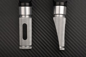 Reposapiés delantero V2 SUZUKI - UNIK By Avdb