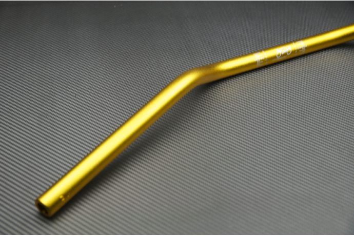 UNIVERSELLER FLACHLENKER ELOXIERT MIT DURCHMESSER 28MM UNIVERSELLER FLACHLENKER ELOXIERT MIT DURCHMESSER 28MM